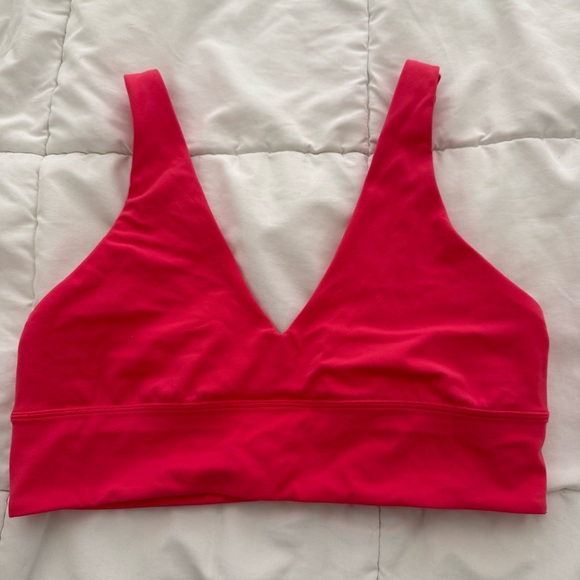 Lululemon Sports Bra - Picture 1 of 3